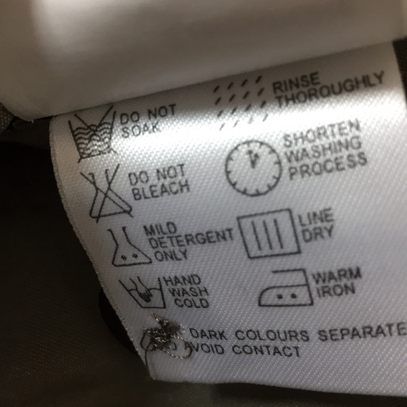 NWT Allure Noir beautifully tailored A-line dress - Picture 8 of 8